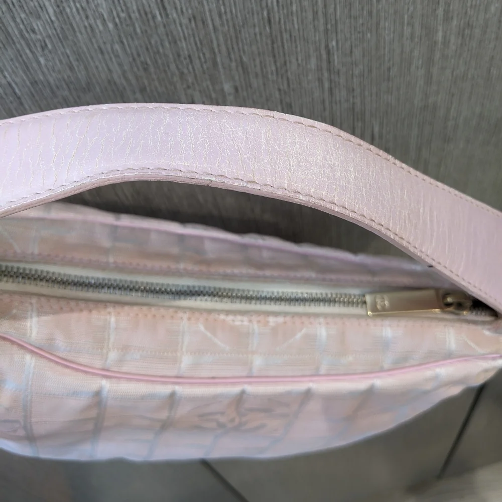 Chanel CC Travel Line Nylon Shoulder Bag (baby pink) 💗 - Picture 12 of 17